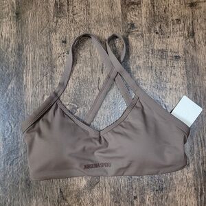 NWT Women's  Musera Dark Tan Cross Strap Back Activewear Sports Bra